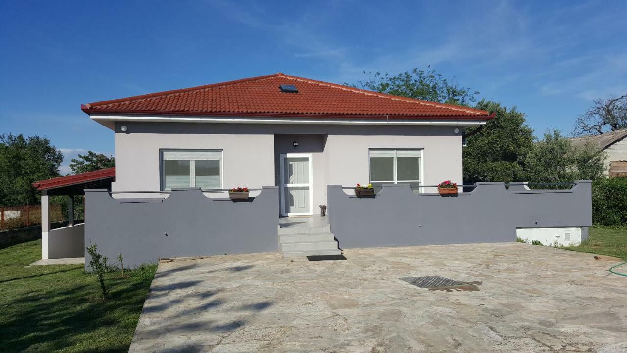 Vila Ankin Dvor Galovac  Exteriér fotografie