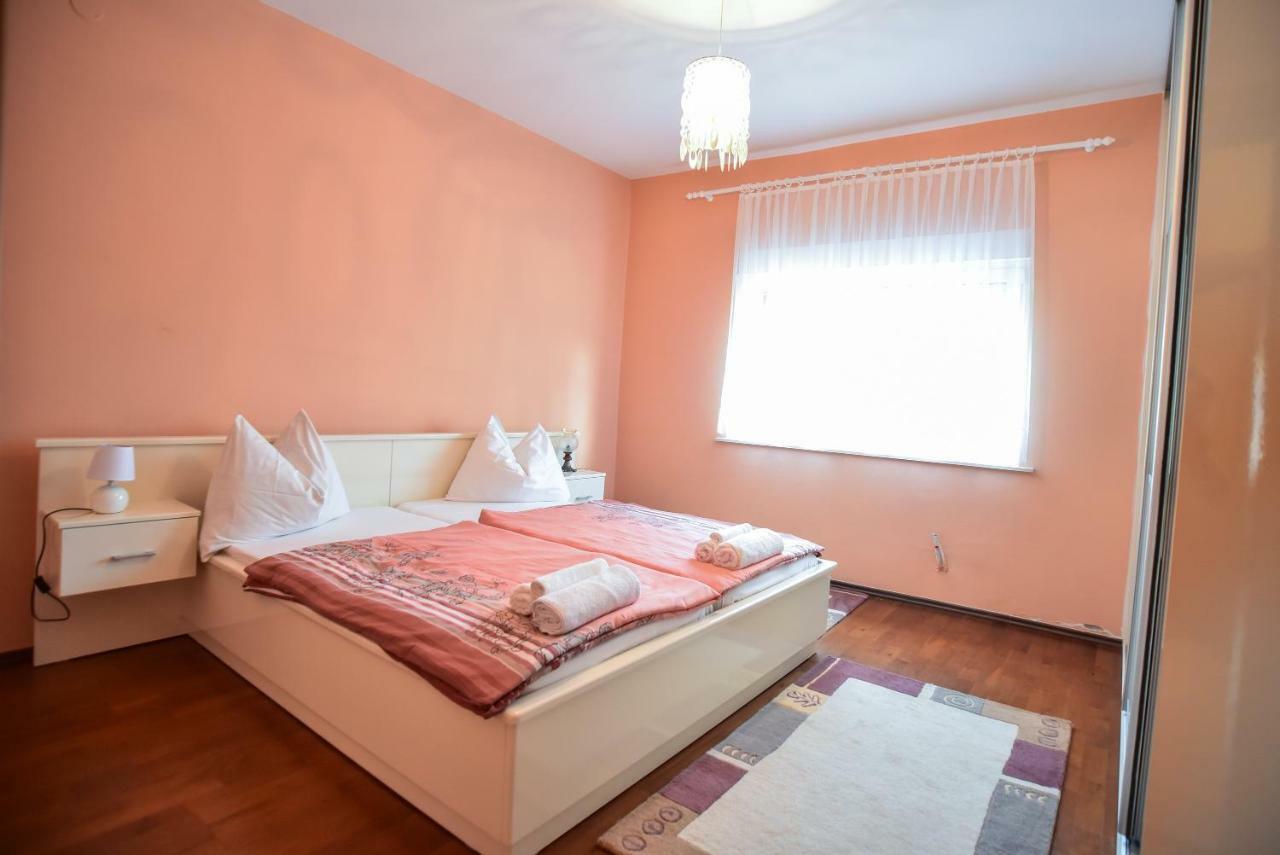 Vila Ankin Dvor Galovac  Exteriér fotografie